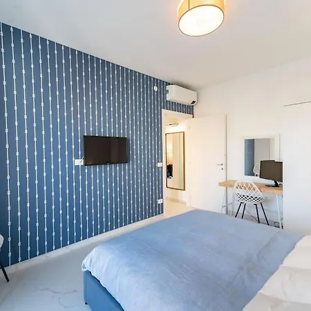 Elegante E Moderno Appartamento-colin Apartman