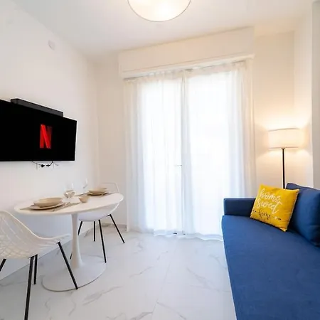 [elegante E Moderno Appartamento]-colin *